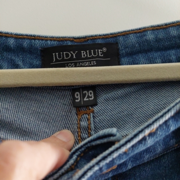 Judy Blue Medium To Light Wash Destroyed Ripped Boyfriend Fit Jeans 9-29 - Picture 6 of 9